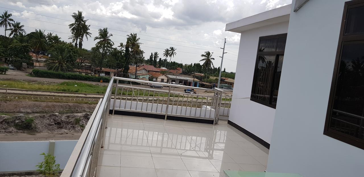 B10 Airport Lodge Dar es Salaam Bagian luar foto