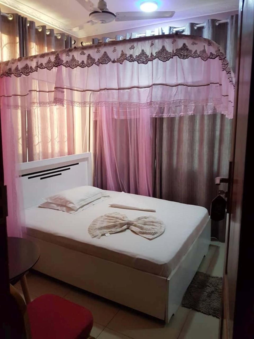 B10 Airport Lodge Dar es Salaam Bagian luar foto