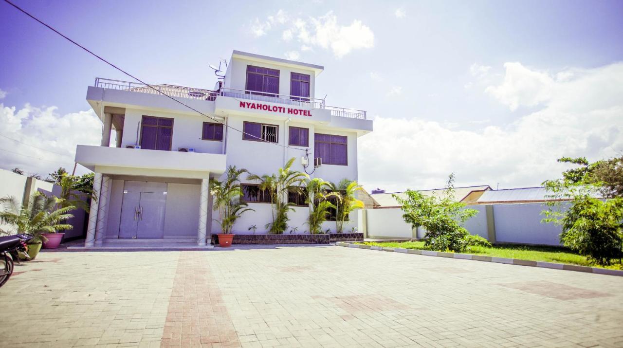 B10 Airport Lodge Dar es Salaam Bagian luar foto