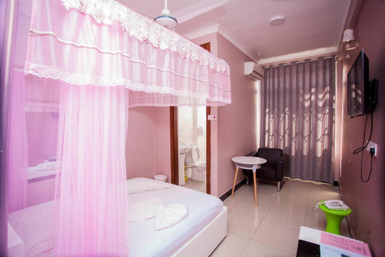 B10 Airport Lodge Dar es Salaam Bagian luar foto