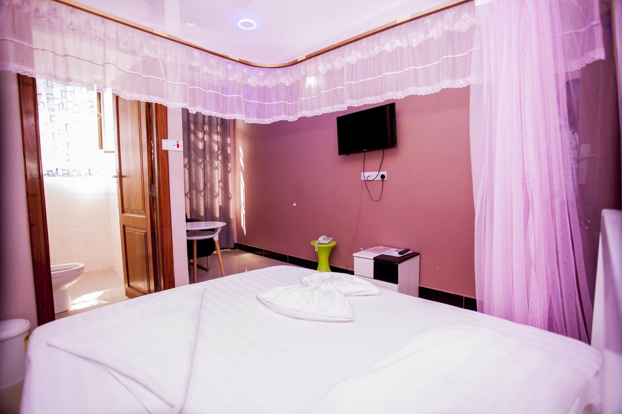 B10 Airport Lodge Dar es Salaam Bagian luar foto